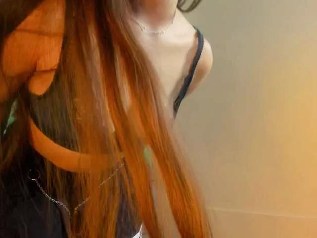 Helly-Sweet on BongaCams