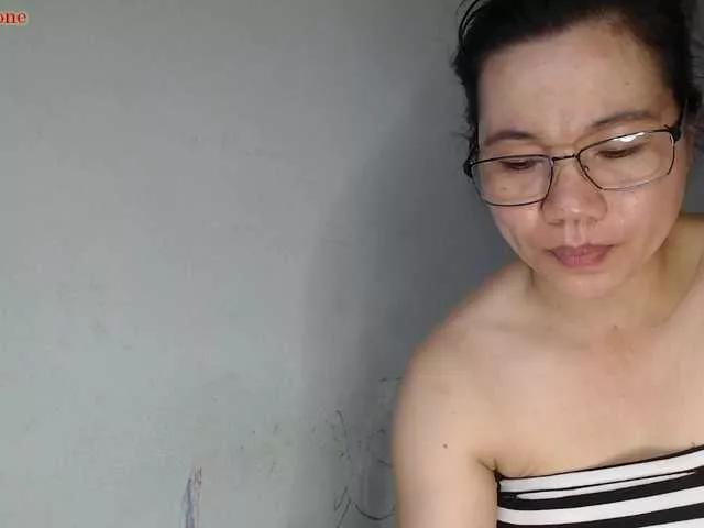 Hill6969 on BongaCams 