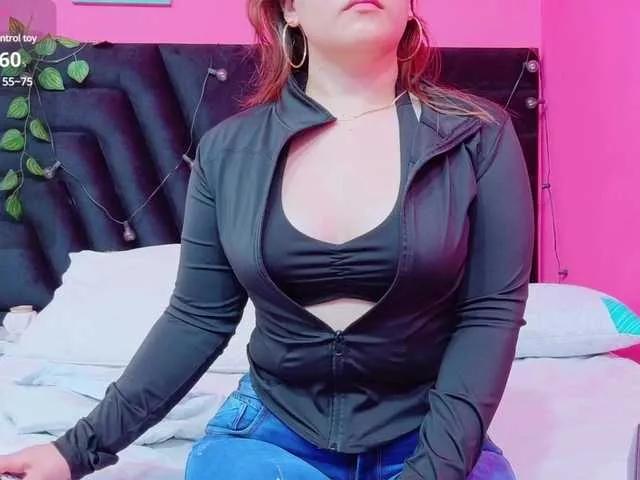 horny18girl on BongaCams