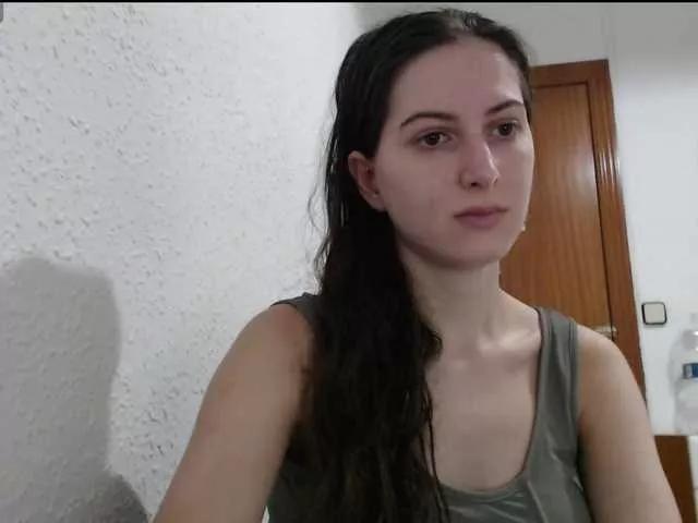 Hot-lina on BongaCams