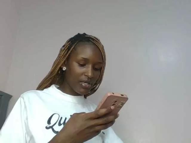 Hottierue8 on BongaCams