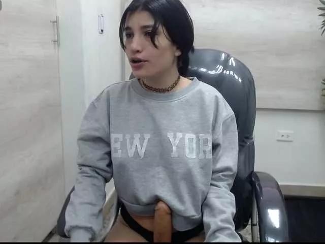 HussyMaid on BongaCams 
