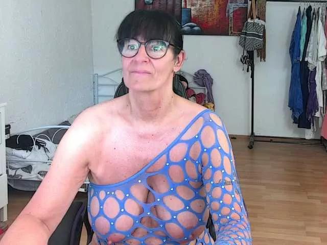 illymaus on BongaCams 