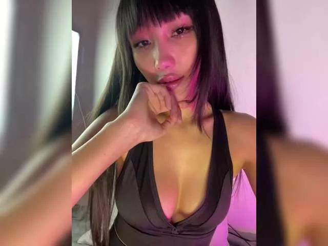 InJiOcean99 on BongaCams 