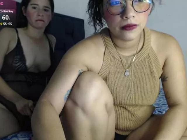 isisandmilly on BongaCams 