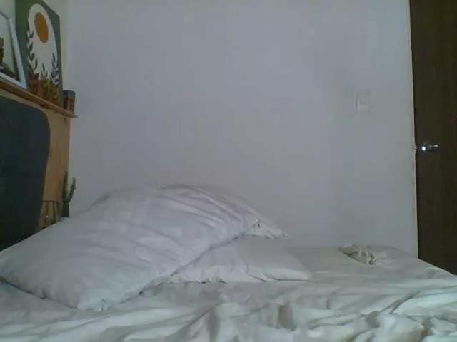 Ivonne-collins33 on BongaCams
