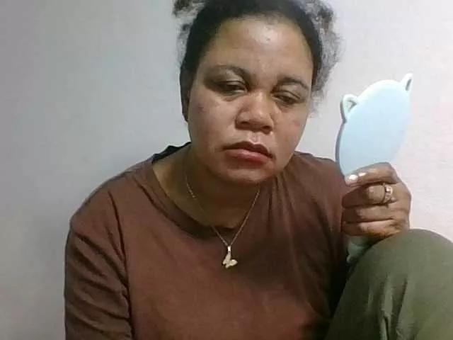 JELLA1 on BongaCams 