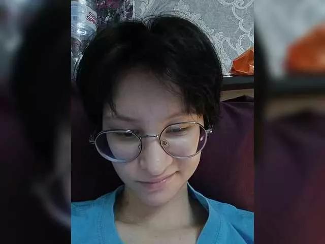 jillari on BongaCams