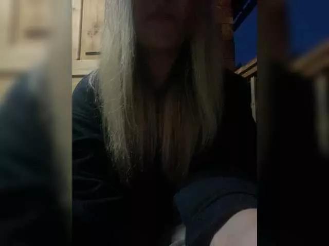 JULIE21 on BongaCams