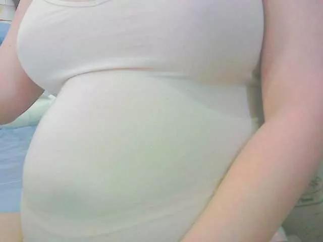 KeepmepregO on BongaCams 