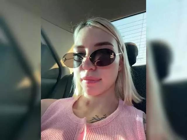KettyPretty25 on BongaCams 