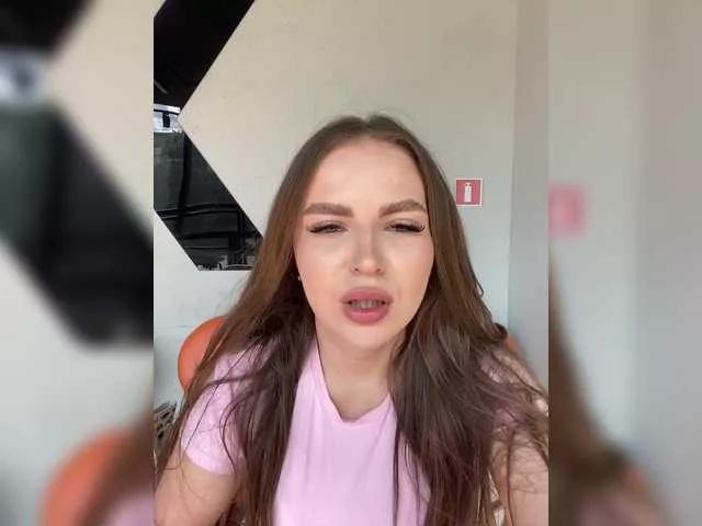 KettyPretty25 on BongaCams 