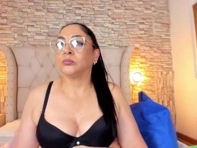 Keyla-Ruiz on BongaCams