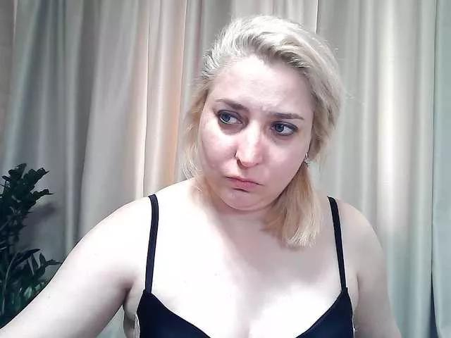 KickaIricka on BongaCams 