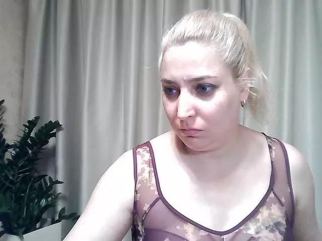 KickaIricka on BongaCams 
