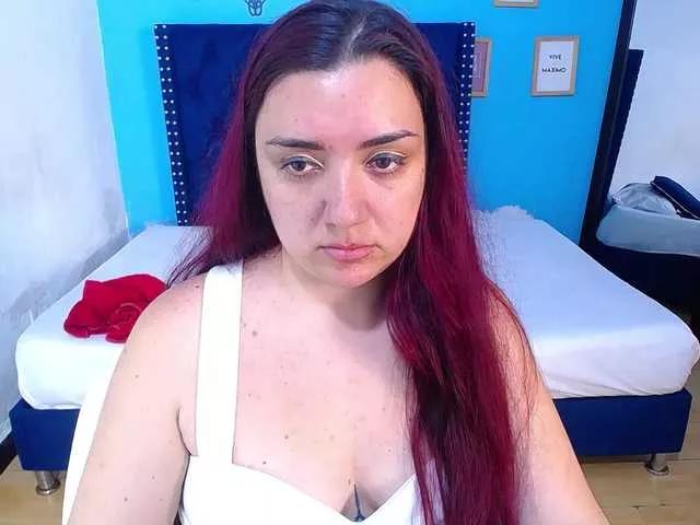 kinky-redhead18 on BongaCams 