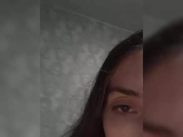 Kissa-is-klassa-a on BongaCams