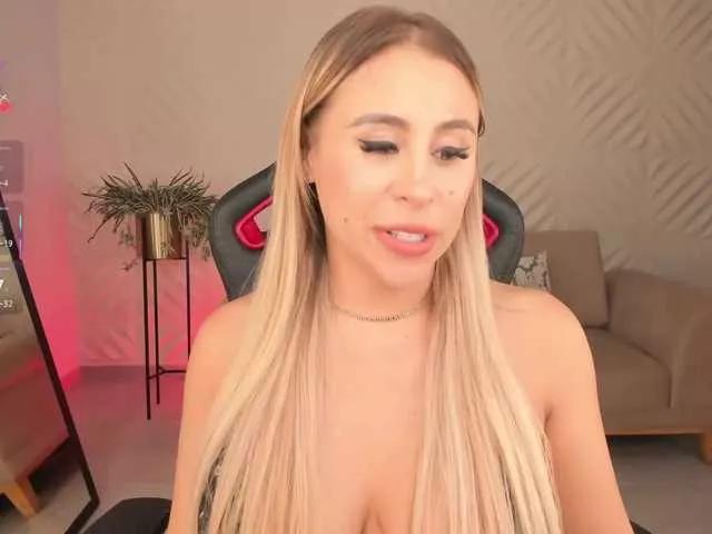 KylieeCooper on BongaCams