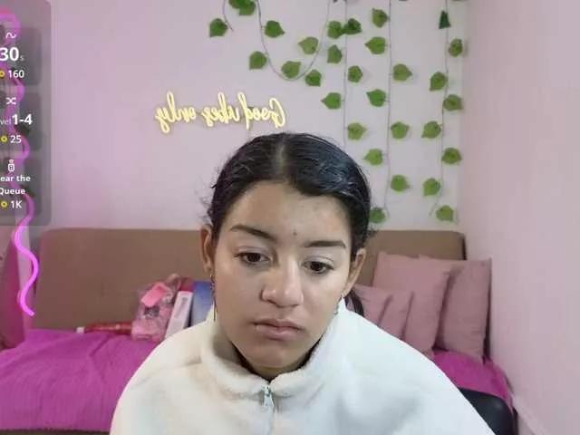 Lalalutsy-tay on BongaCams 