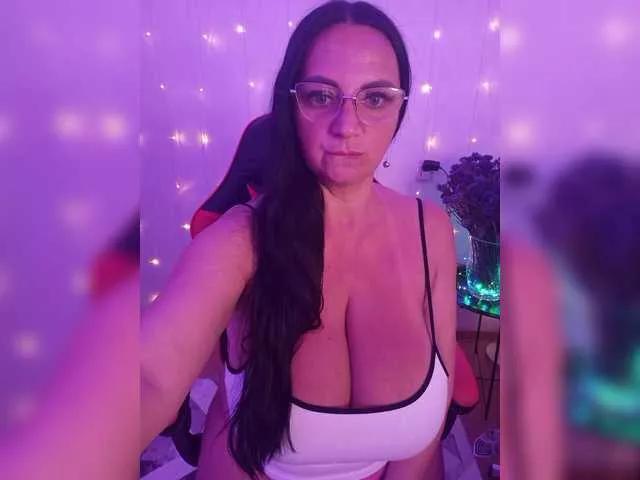 Lana1973 on BongaCams 