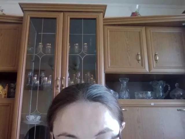 Larrisa3 on BongaCams 
