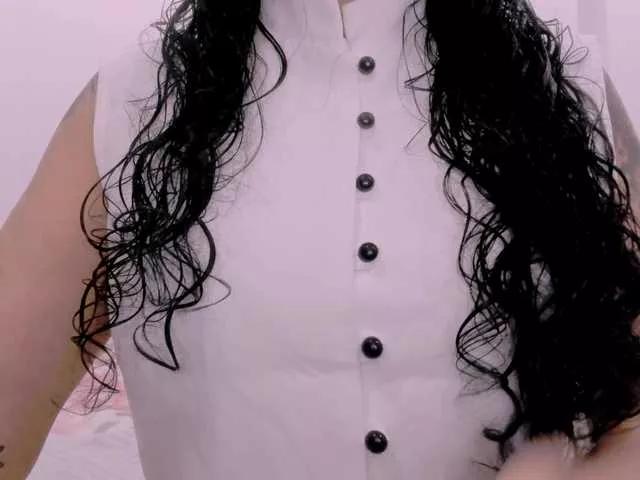 latinvalery on BongaCams