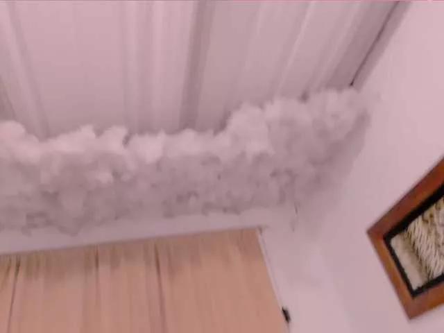LauuuG on BongaCams 