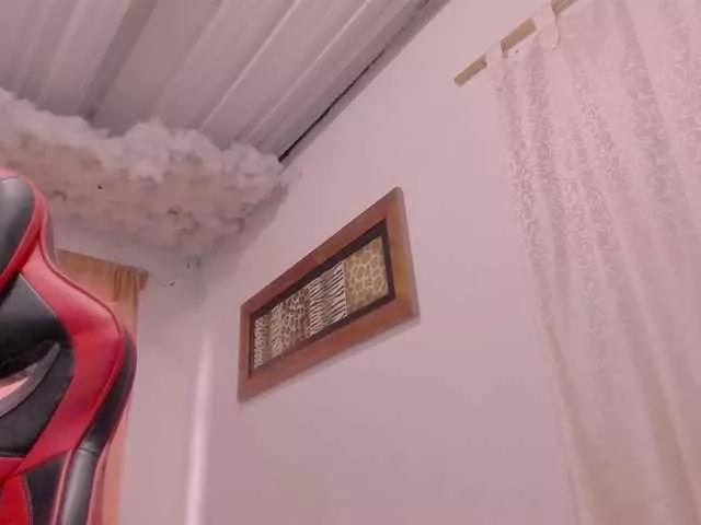LauuuG on BongaCams