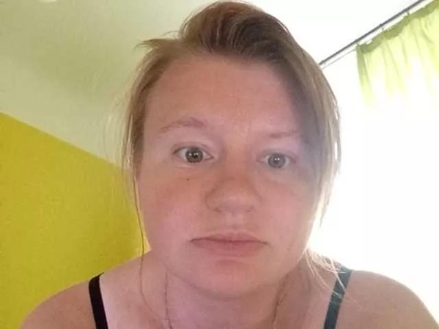 Leenakene on BongaCams 