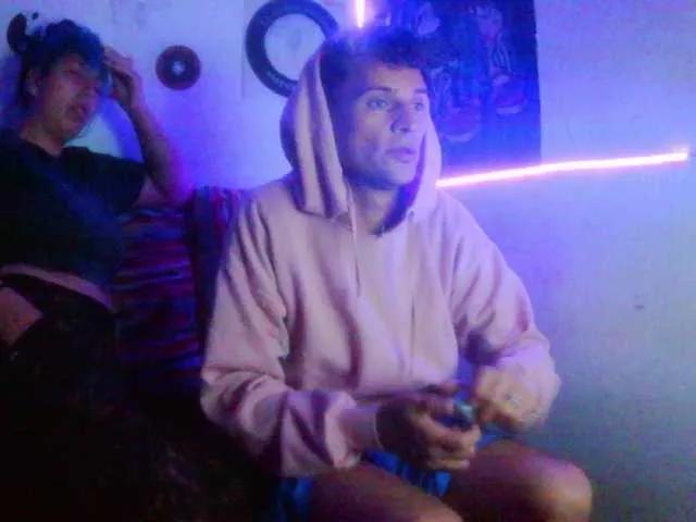 lia-sex-leo on BongaCams