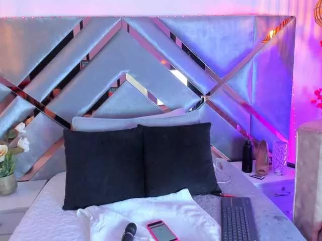 LiaaGenner on BongaCams 