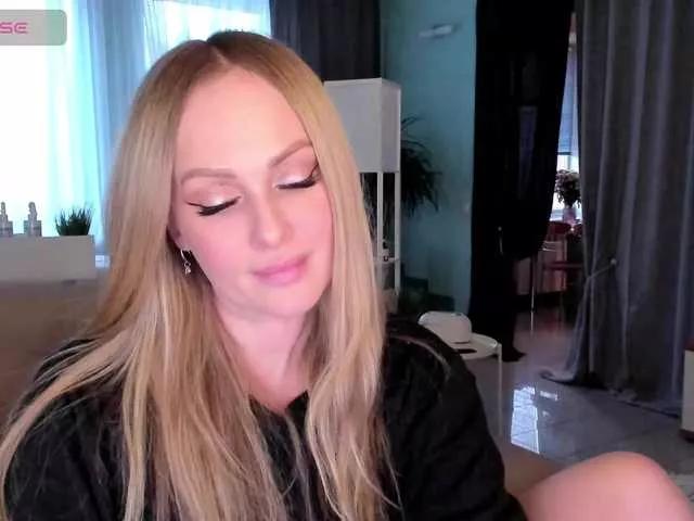 LibbyNora on BongaCams 