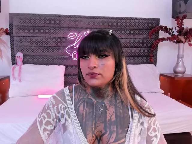 Lilbye066evil on BongaCams 