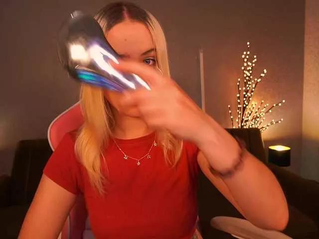 LilElfie on BongaCams 