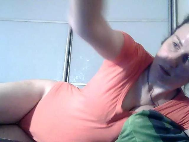 lily133 on BongaCams 