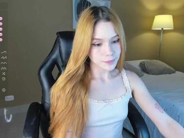 lilyeaston on BongaCams 