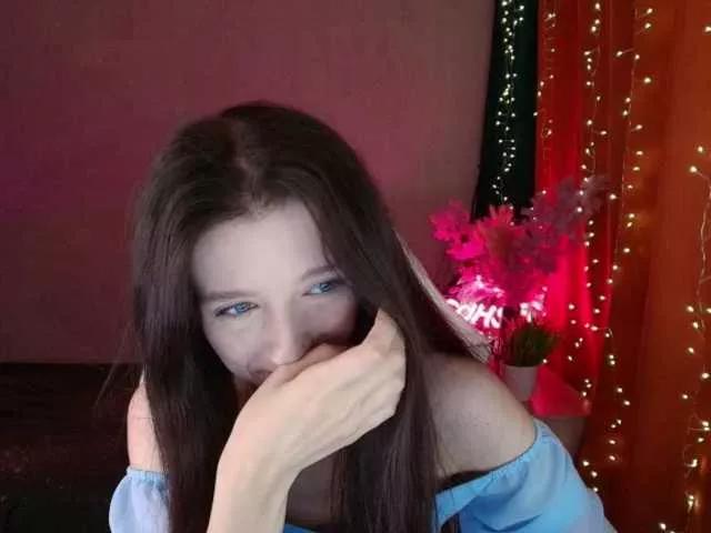 LinaCute on BongaCams