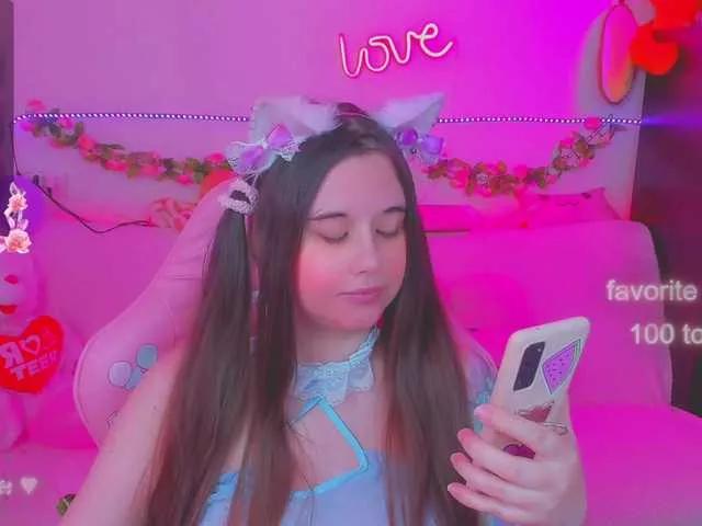 LittleKitsune on BongaCams