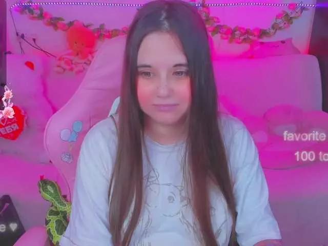 LittleKitsune on BongaCams 