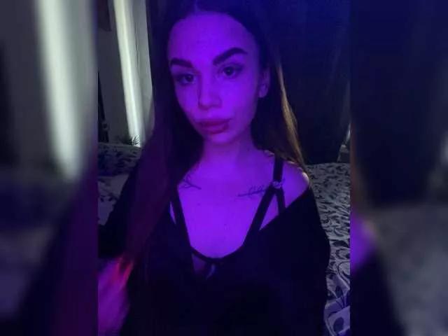 Liysan11 on BongaCams