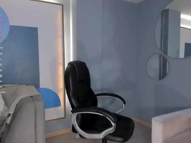 LizzHamilton on BongaCams 