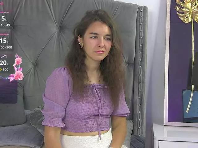 LolaButtie on BongaCams 