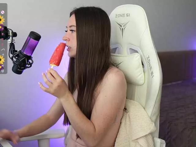 lollipop-o on BongaCams 
