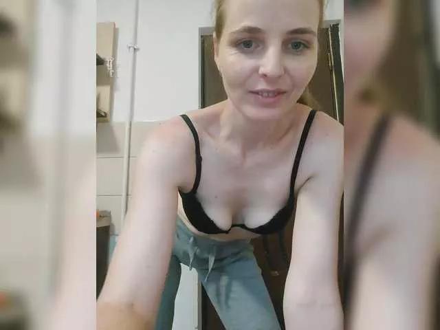 Lulu-Erotica on BongaCams 