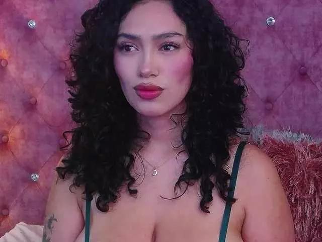 MaddisonBelucci on BongaCams 