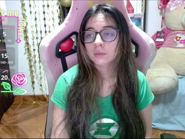 Maggie-Fox on BongaCams