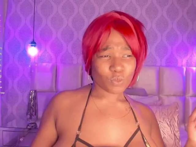 Malaika on BongaCams 