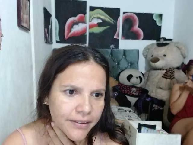 Manazahot99 on BongaCams 