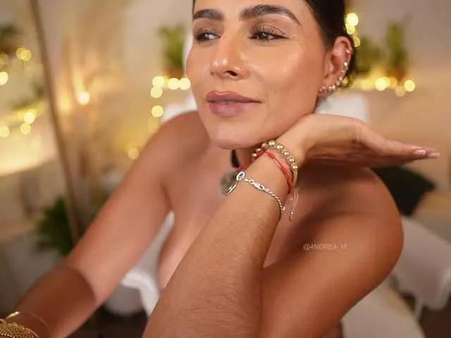 Meegan on BongaCams 