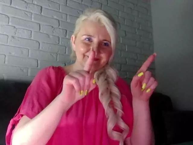 Mellica on BongaCams 